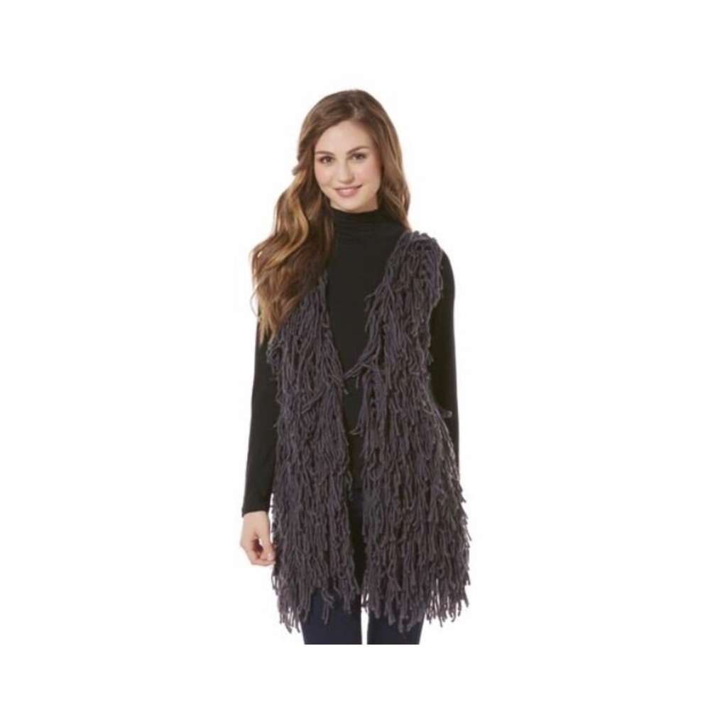 Yarn Fringe Vest